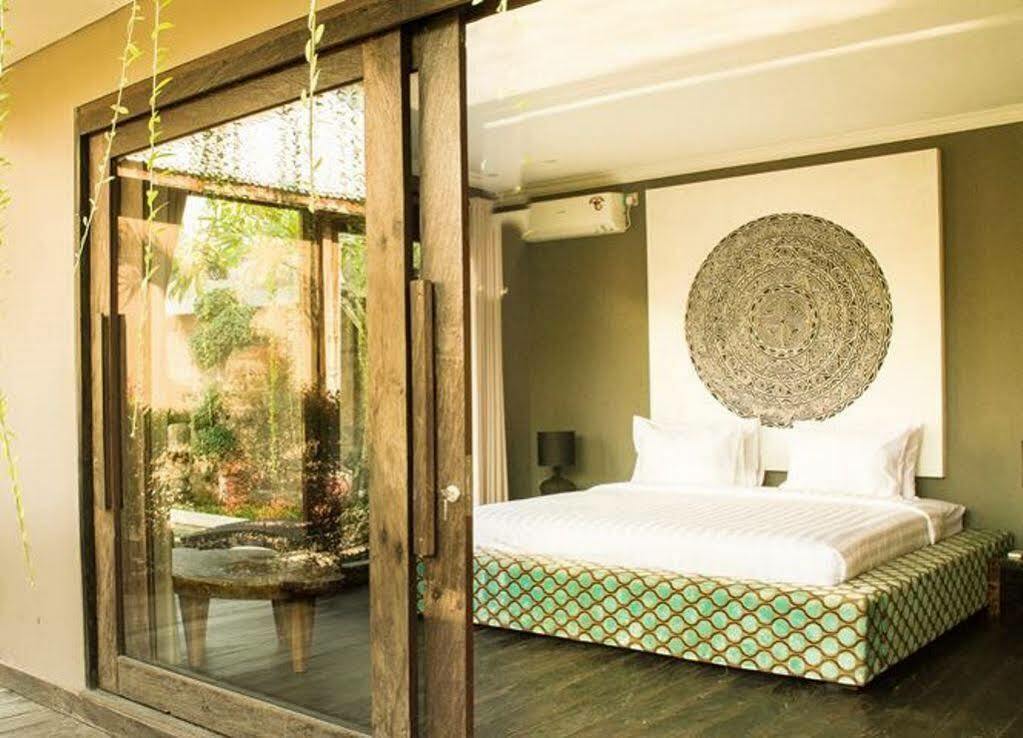 Gahana Bali Villa Семиняк Екстериор снимка