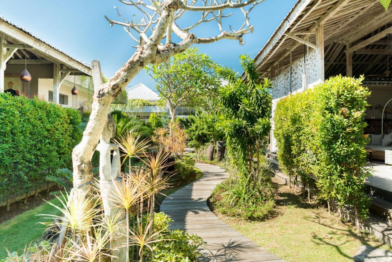 Gahana Bali Villa Семиняк Екстериор снимка